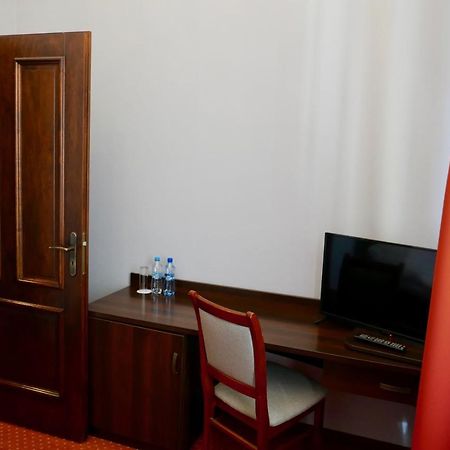 Staromiejski Piwowar Hotel Legnica Eksteriør billede