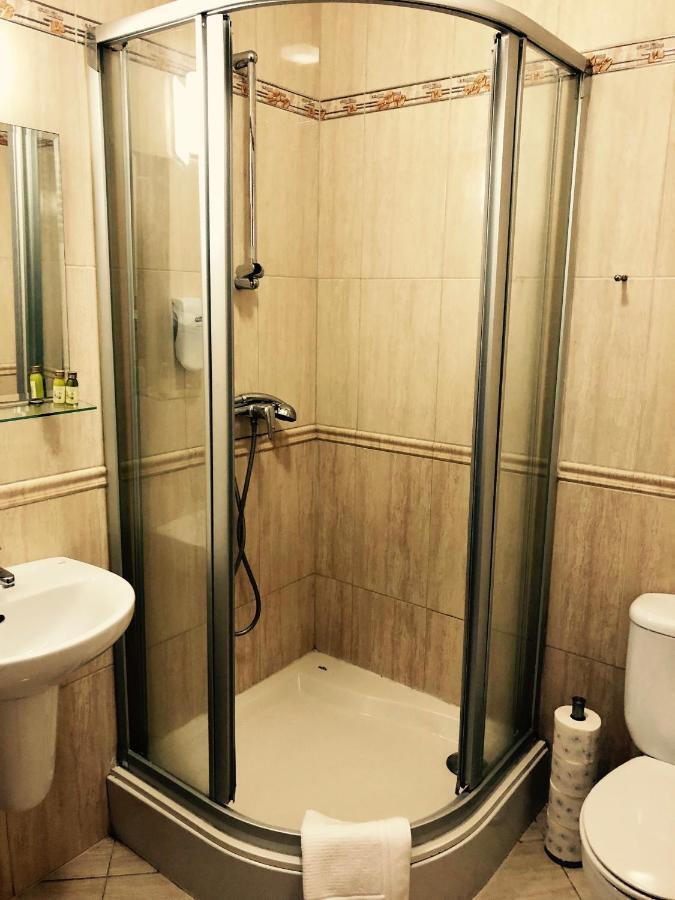 Staromiejski Piwowar Hotel Legnica Eksteriør billede
